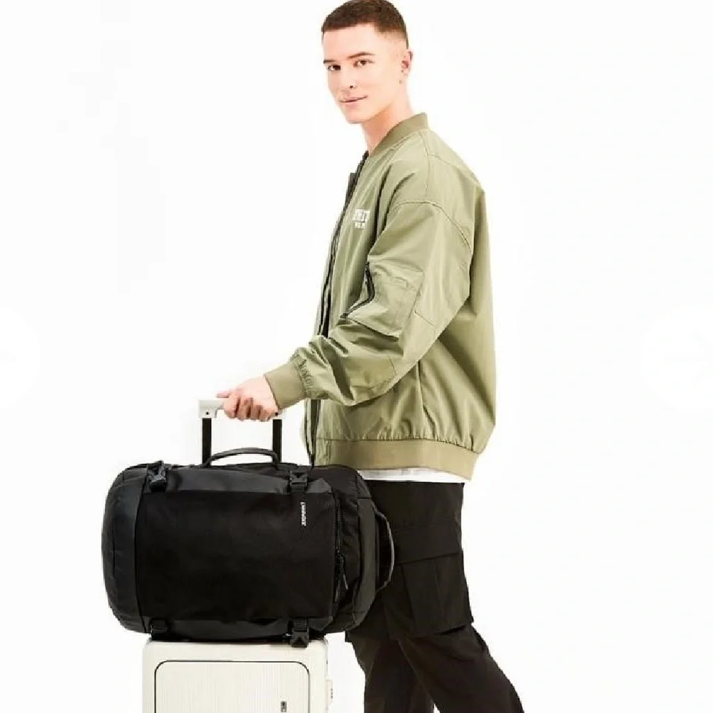 LINI Jet Black unisex Backpack